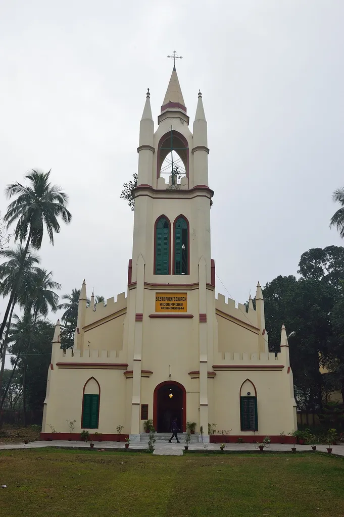 Photographed at the Kidderpore area during the Wikipedia survey/recce for new articles and Photowalk in Kolkata.