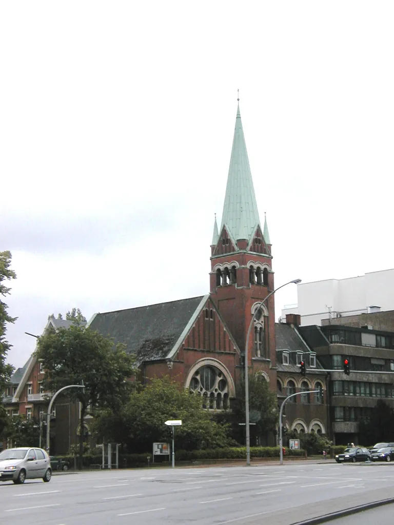 Hamburg-Eimsbüttel, Jerusalemkirche mit Krankenhaus, schäferkampsallee Ecke Moorweide