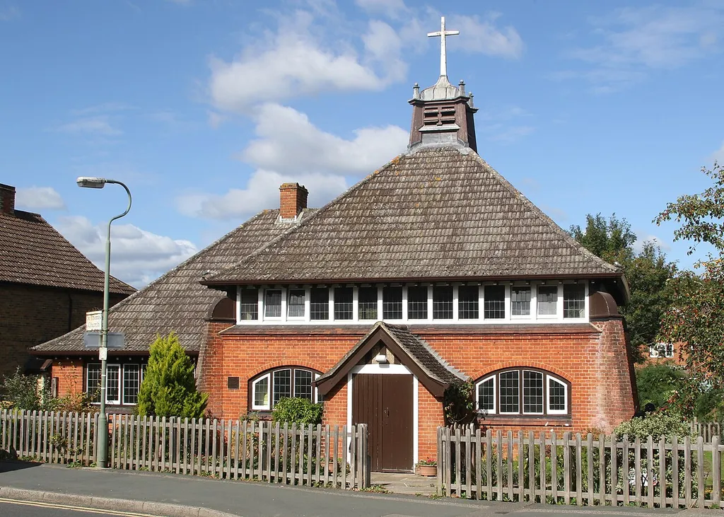 Church of St Thomas .mw-parser-output .messagebox{margin:4px 0;width:auto;border-collapse:collapse;border:2px solid var(--border-color-progressive,#6485d1);background-color:var(--background-color-neutral-subtle,#fbfcff);color:var(--color-base,#202122);box-sizing:border-box;border-inline-start-width:8px}.mw-parser-output .messagebox.mbox-small{font-size:88%;line-height:1.25em}.mw-parser-output .mbox-warning,.mw-parser-output .mbox-speedy{border:2px solid var(--border-color-error,#b22222);background:var(--background-color-error-subtle,#ffdbdb);border-inline-start-width:8px}.mw-parser-output .mbox-serious,.mw-parser-output .mbox-delete,.mw-parser-output .mbox-stop{border:2px solid var(--border-color-error,#b22222);border-inline-start-width:8px}.mw-parser-output .mbox-issue,.mw-parser-output .mbox-content{border:2px solid #f28500;background:var(--background-color-warning-subtle,#ffe);border-inline-start-width:8px}.mw-parser-output .mbox-query,.mw-parser-output .mbox-style{border:2px solid #f4c430;background:var(--background-color-warning-subtle,#ffe);border-inline-start-width:8px}.mw-parser-output .mbox-shit{border:2px solid #960;border-inline-start-width:8px}.mw-parser-output .mbox-license{border:2px solid #88a;border-inline-start-width:initial}.mw-parser-output .mbox-legal{border:2px solid var(--border-color-notice,#666);background:var(--background-color-base,#fff);border-inline-start-width:8px}.mw-parser-output .mbox-honor{border:2px solid #ca3;background:var(--background-color-warning-subtle,#fcf4db);border-inline-start-width:8px}.mw-parser-output .mbox-growth{border:2px solid #8d4;background:var(--background-color-success-subtle,#d5fdf4);border-inline-start-width:8px}.mw-parser-output .mbox-move{border:2px solid #93c;border-inline-start-width:8px}.mw-parser-output .mbox-protection,.mw-parser-output .mbox-message{border:2px solid var(--border-color-base,#aaa);border-inline-start-width:8px}.mw-parser-output .messagebox .mbox-text{border:none;padding:0.25em 0.9em;widt