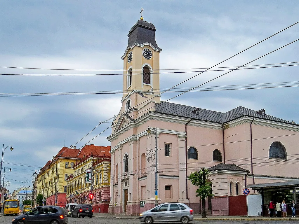 Римо-католицький костел "Святого хреста" (інж. Тенікорис), Чернівці, Головна, 20