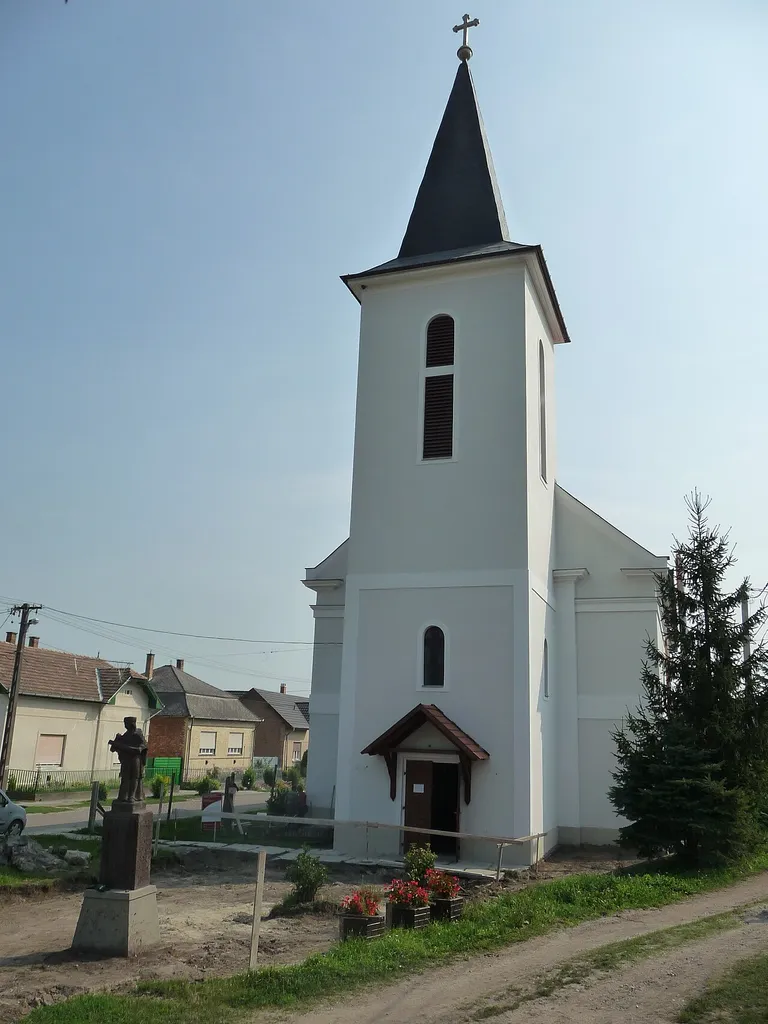 Kisboldogasszony temploma Héhalomban