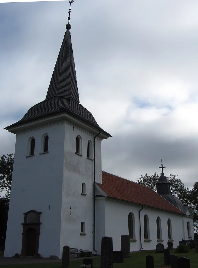 Berga kyrka i Västergötland, öster om Mariestad.