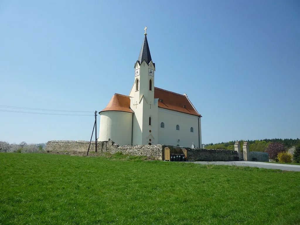 Fuglau, Gemeinde Altenburg, Nierderösterreich, Österreich. Blick auf die Filialkirche St. Nikolaus.