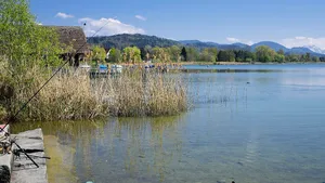 Burg, Neolithic lakeside settlement